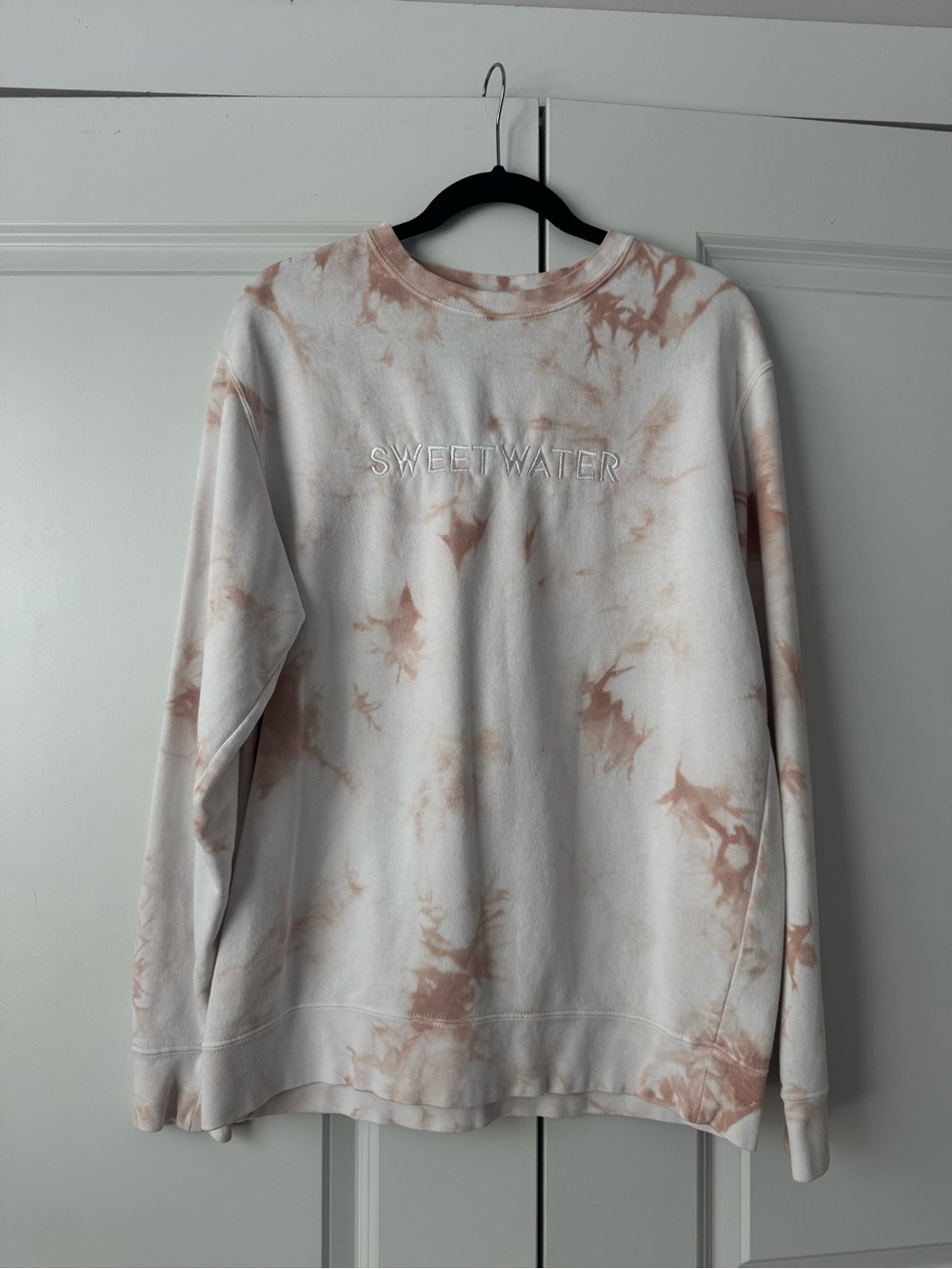 Women's Sweetwater Embroidered Tie-Dye Crewneck Sweatshirt - Blush sz Medium